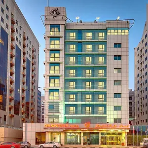 Отель Grandeur Al Barsha, Дубай